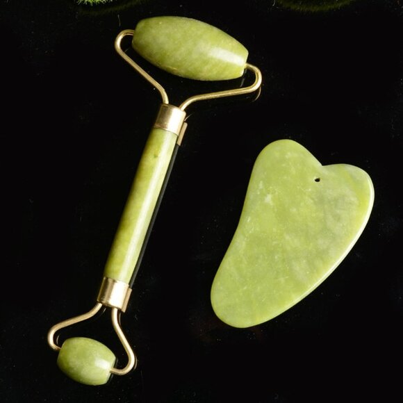 Faux Jade Face Roller + Gua Sha Tool - Picture 2 of 4